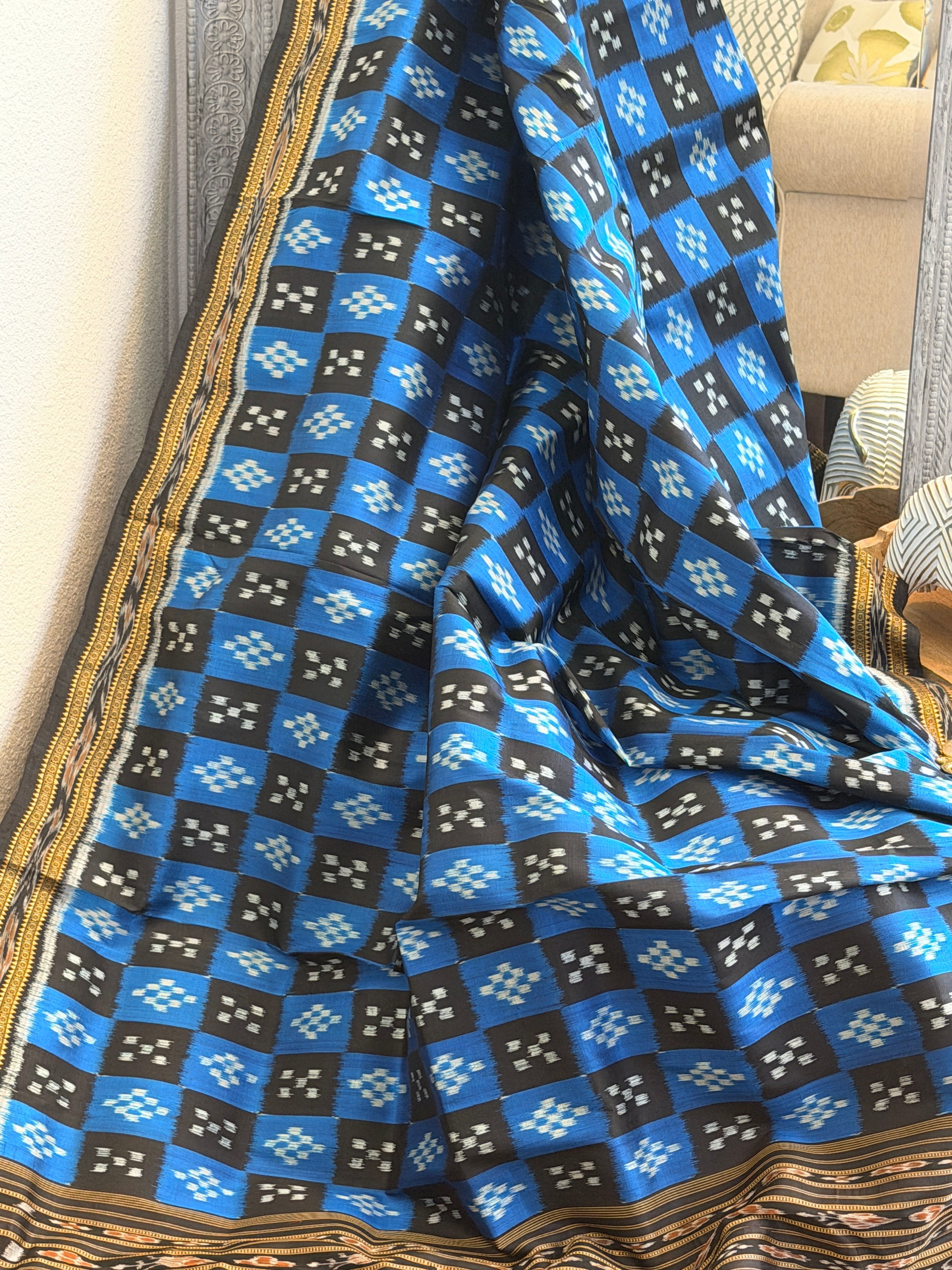 Body box pasapali pure khandua odisha silk saree