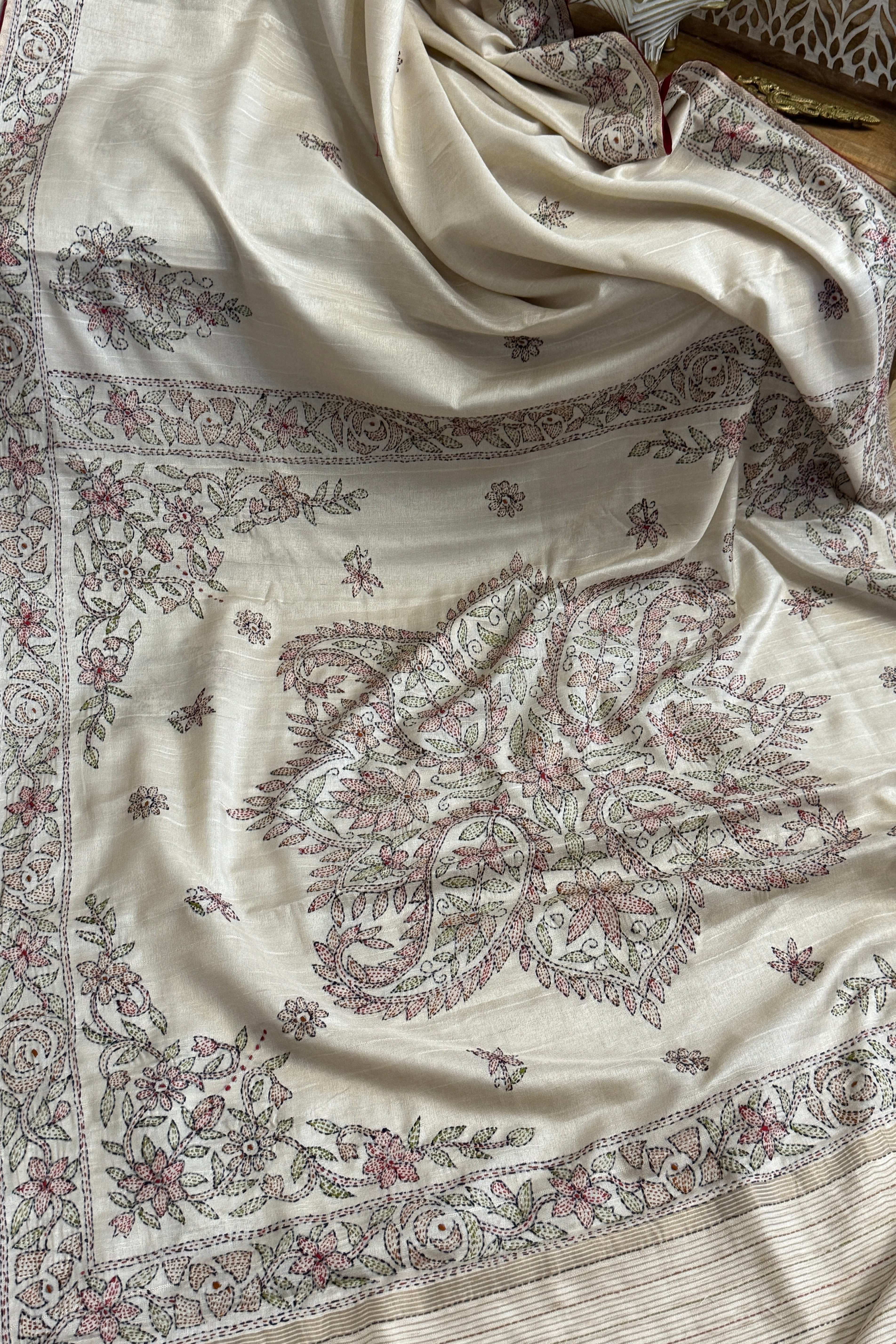 Linen Kantha Stitch Saree