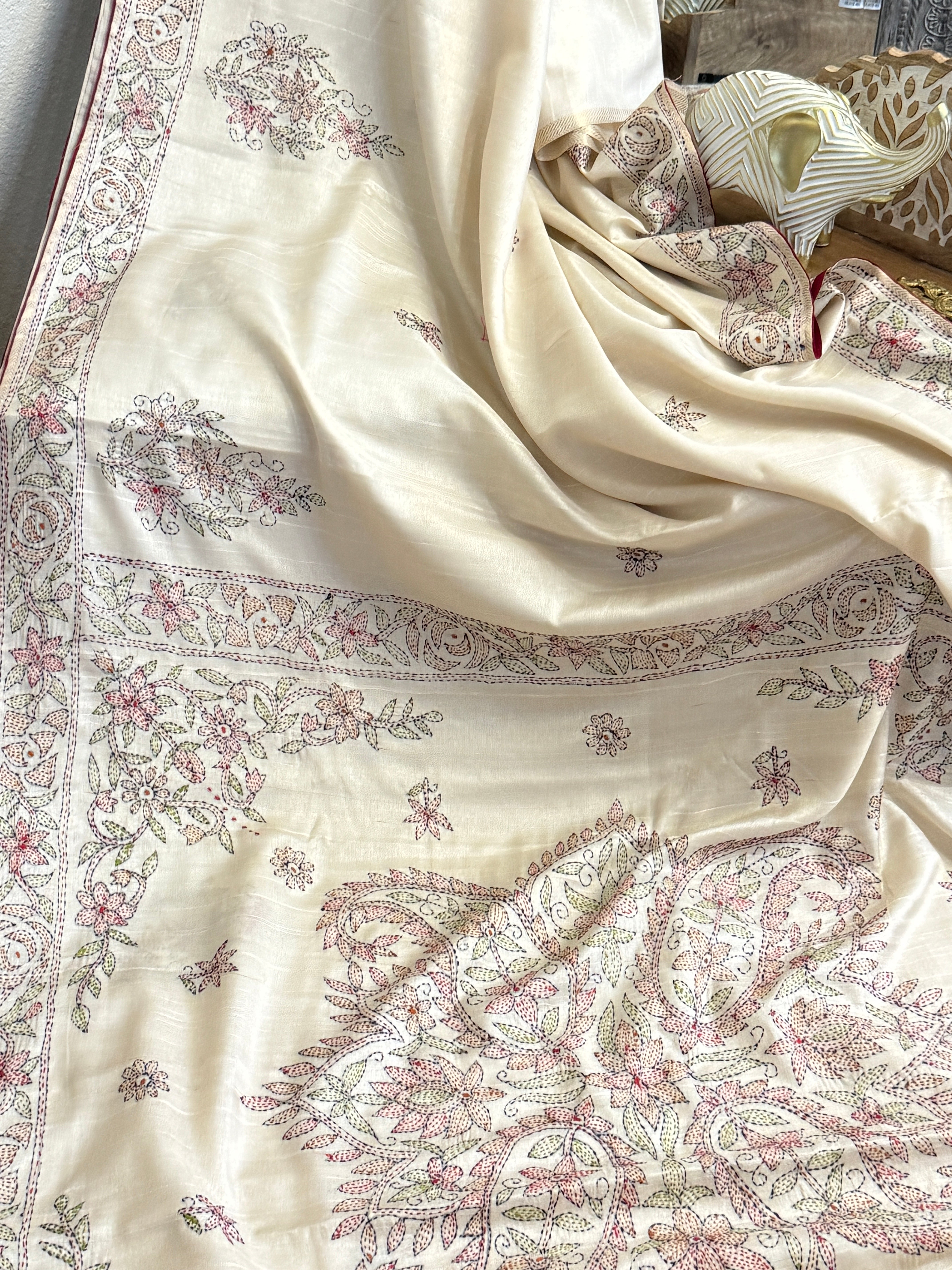 Linen Kantha Stitch Saree