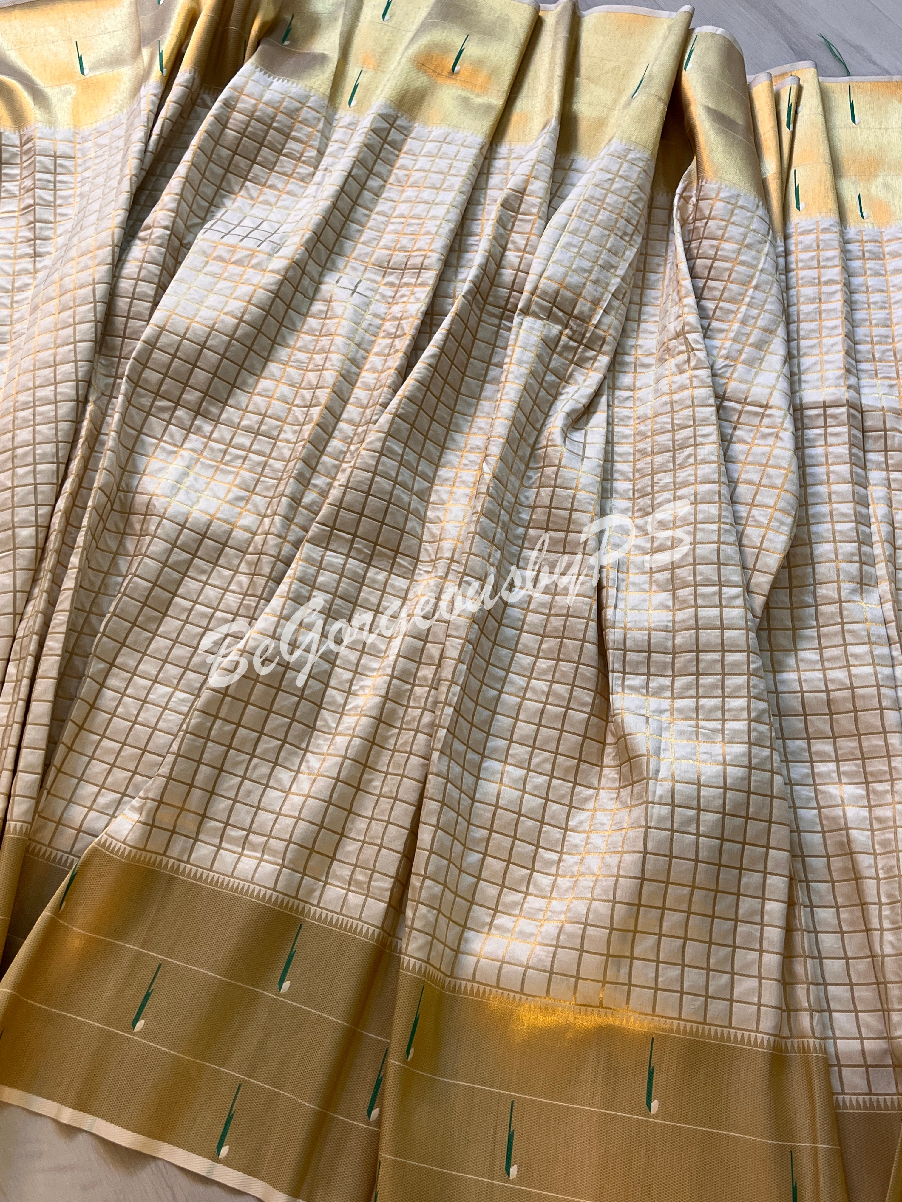 PAITHANI CHEX GOLD SA-PAI-CHE-GO125