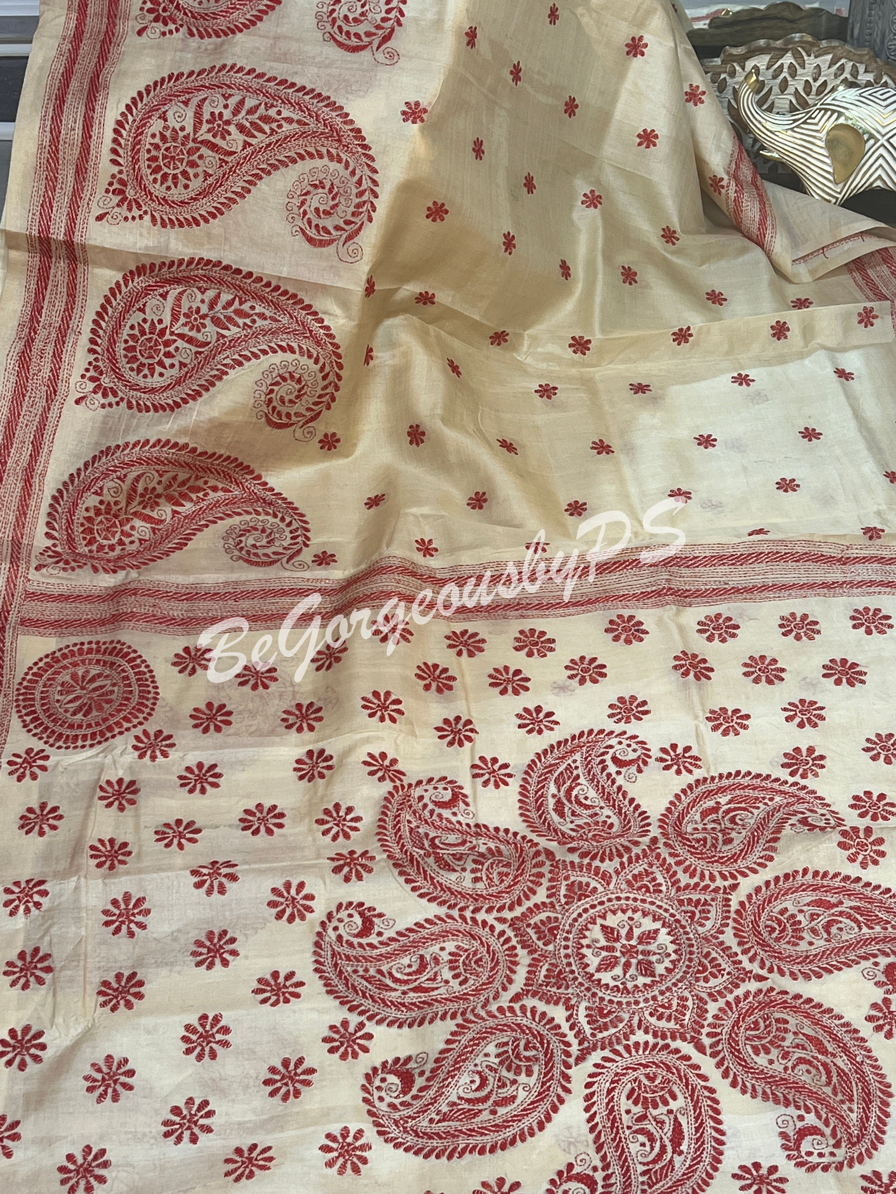 KANTHA TUSSAR BEIGE RED SAREE