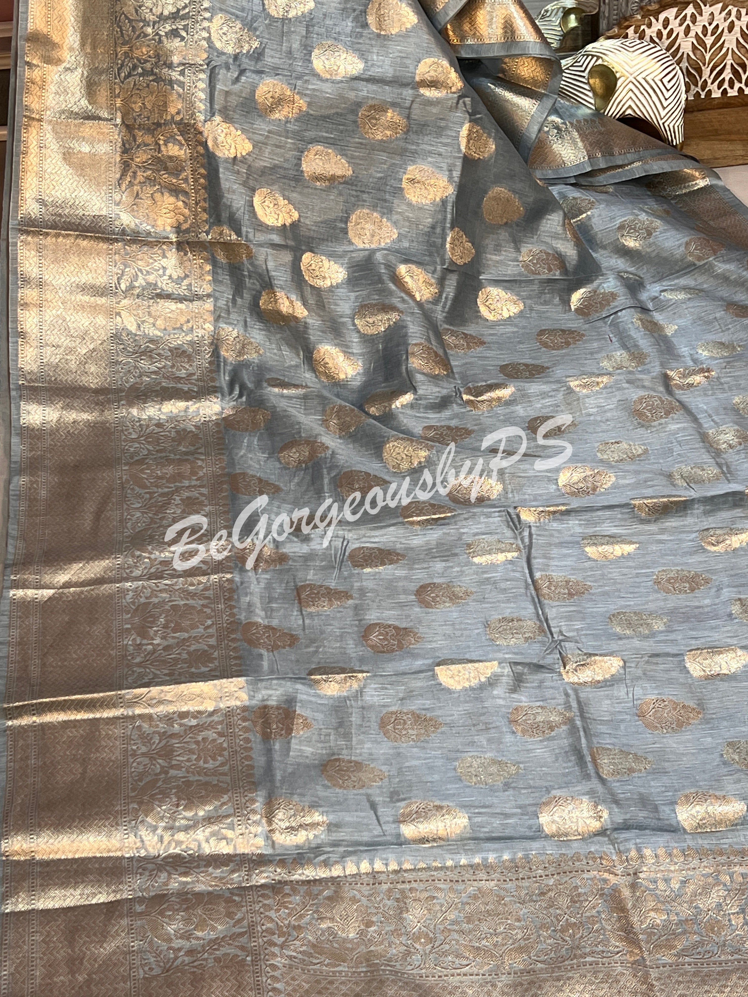 JAMDANI SILK GREY BLUISH GREY SAREE