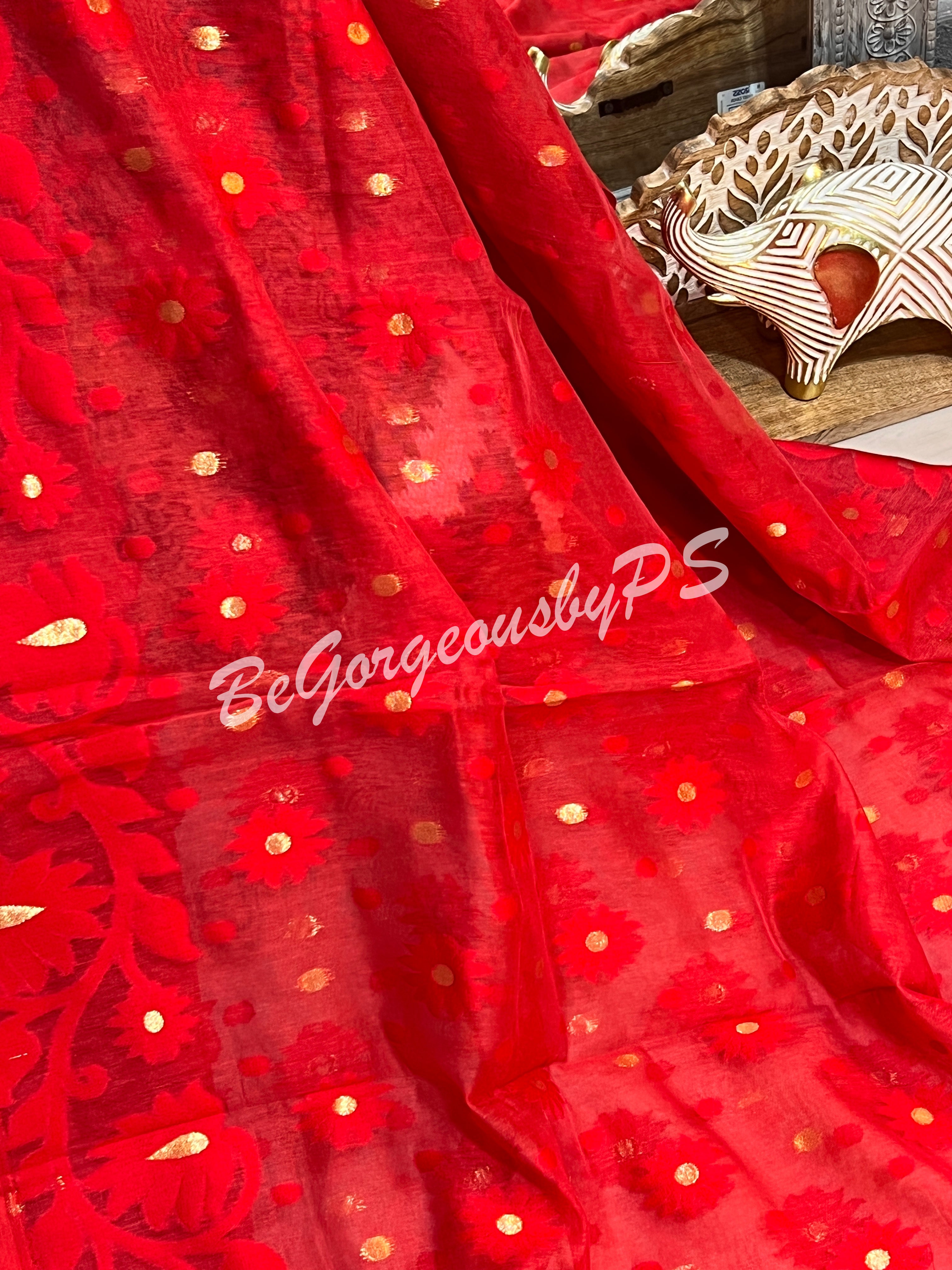 JAMDANI MUSLIN RED SAREE