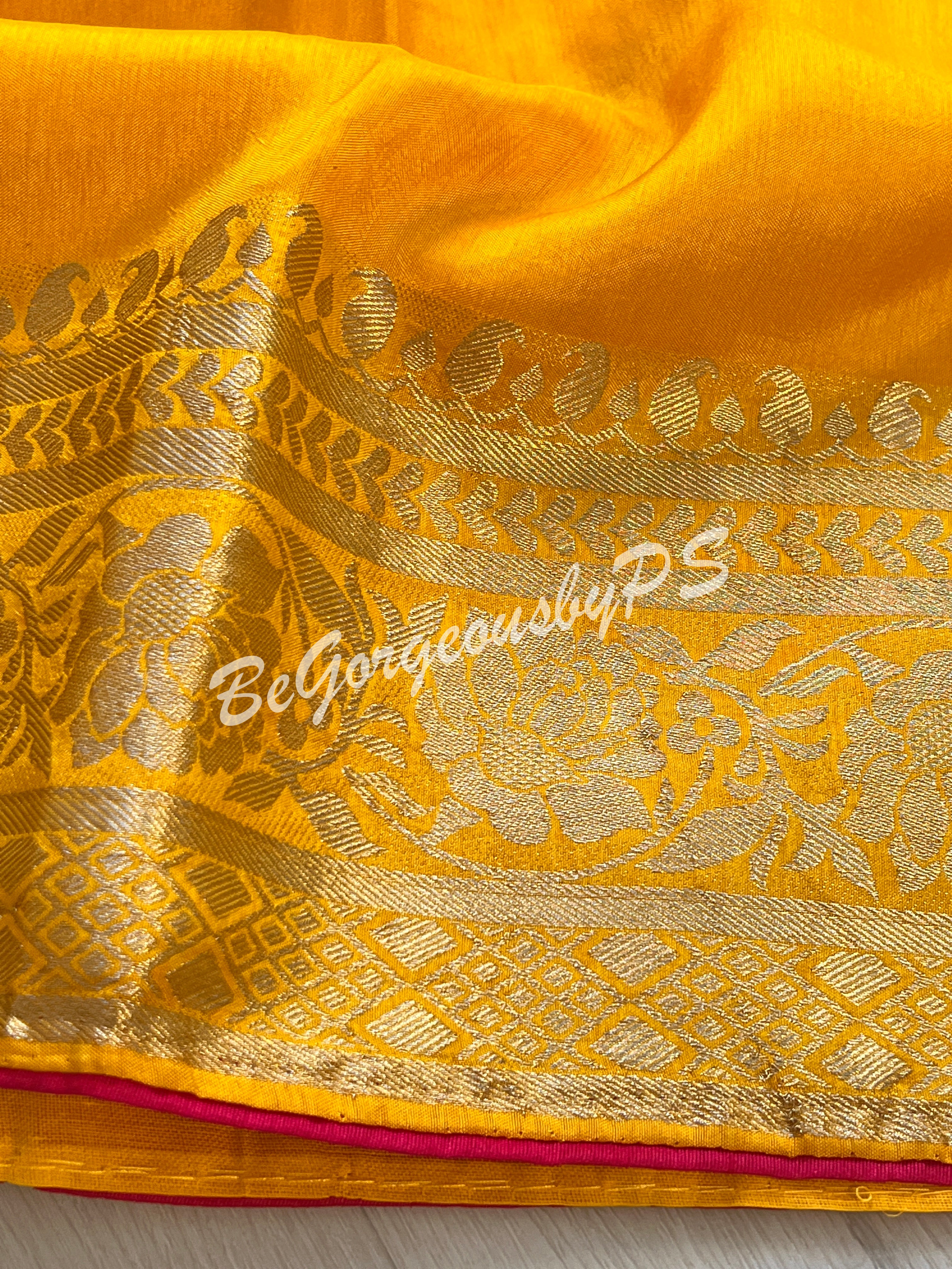 Munga with weaving Yellow